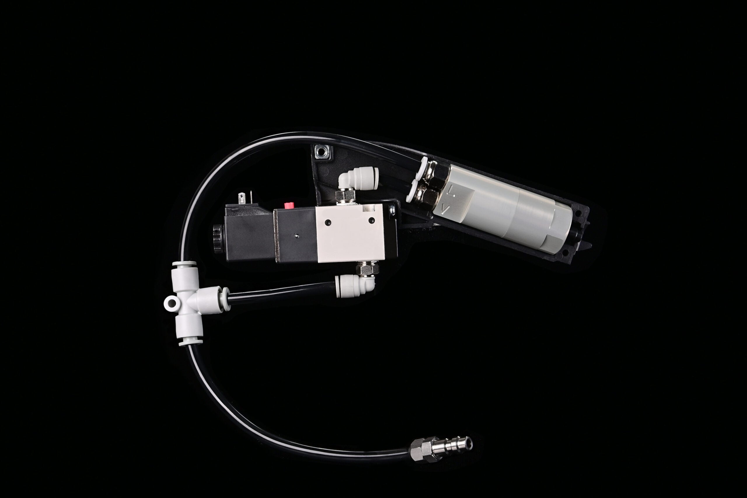 Silverback MDRX HPA installed pneumatic assembly