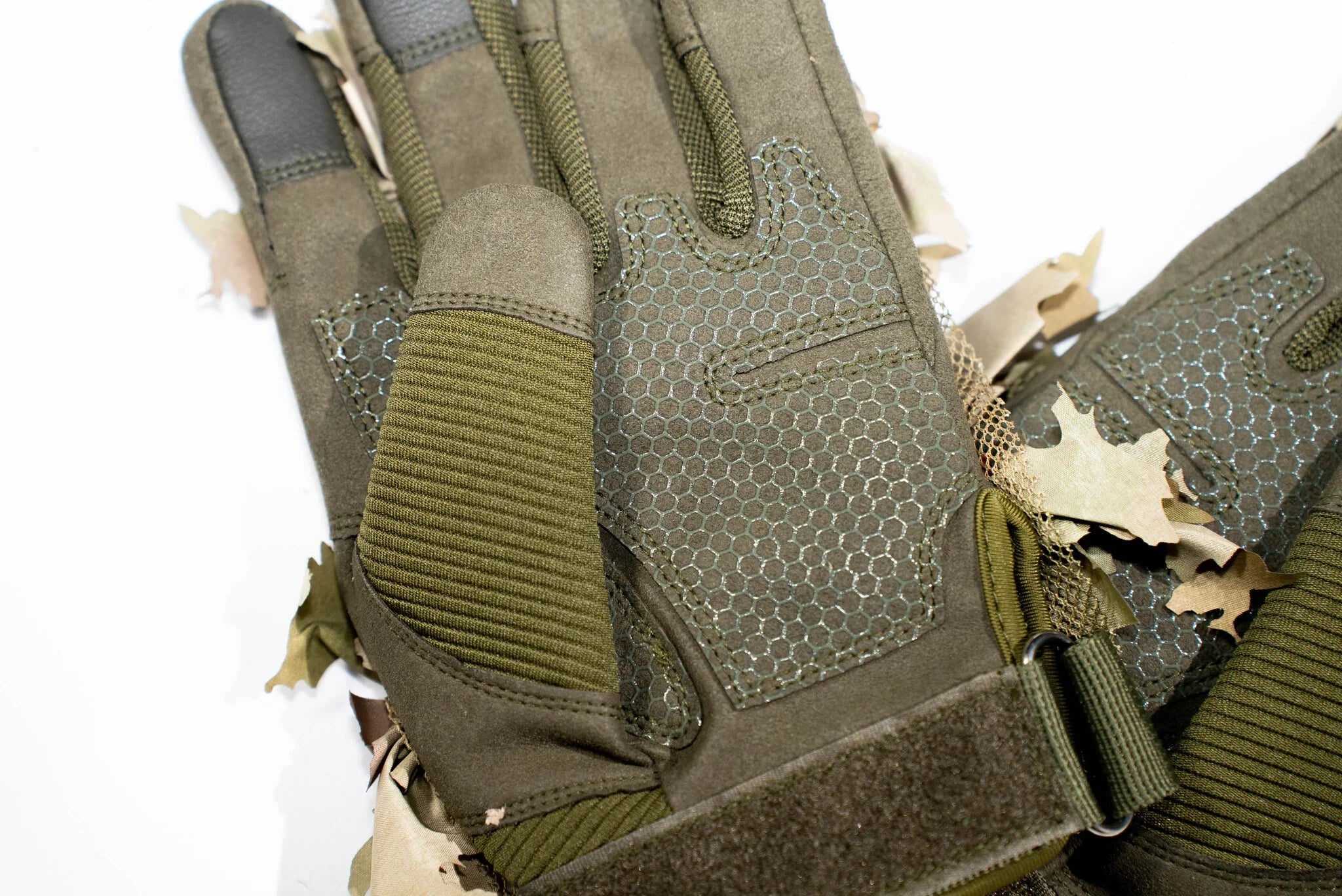 Alder Crafted Gloves